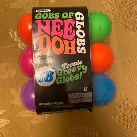 Gobs of Nee Doh - 18 Groovy Globs - Picture 2 of 3